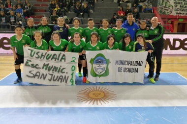 Triunfo y Podio en San Juan para las chicas de la escuela de municipal de Futsal Femenino