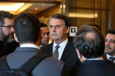 Bolsonaro amenaza suspender a Argentina del Mercosur si gana Alberto