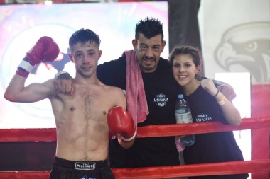 Nuevos triunfos para la Escuela Municipal de Kick Boxing