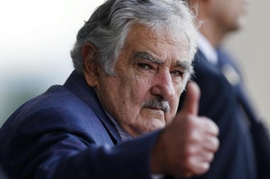 Pepe Mujica: "En vez de traer 100 mil cagadores argentinos, preocupémonos de que los nuestros inviertan"