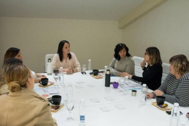 Reunión de trabajo entre la Municipalidad de Ushuaia y Nación para implementar el Programa PatrocinAR