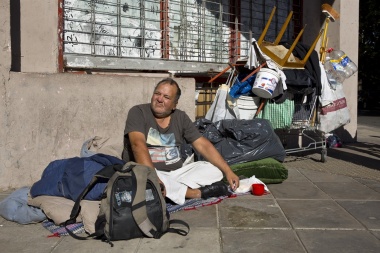 En la ciudad de Buenos Aires 1091 personas duermen en la calle .
