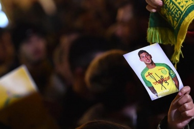 Reanudan la búsqueda del argentino Emiliano Sala