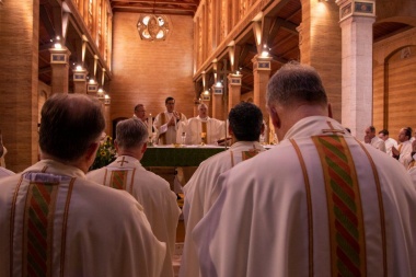 Nuevo informe: 27 sacerdotes abusaron de 170 menores