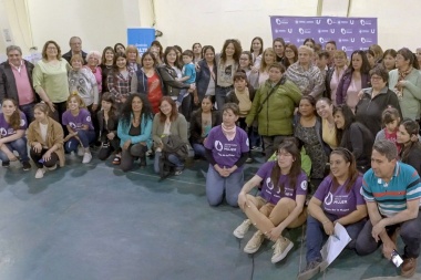 90 mujeres de Ushuaia recibieron herramientas para iniciar o potenciar sus emprendimientos