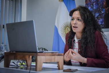 La concejala Avila expuso en el conversatorio "Proyectos Legislativos con perspectiva de Género"