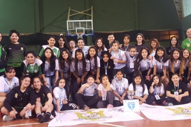 El plantel del Futsal Femenino regresó victorioso