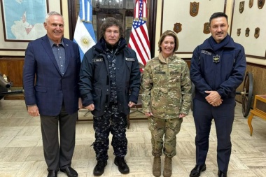 Milei llegó a Ushuaia para reunirse con la jefa del Comando Sur de EEUU