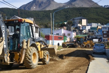 Comienza el asfaltado en el barrio El Libertador