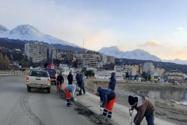 Cuadrillas municipales avanzan en el operativo de limpieza en distintos sectores