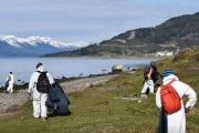 Ushuaia se une en una Jornada de Limpieza Costera para preservar su belleza natural