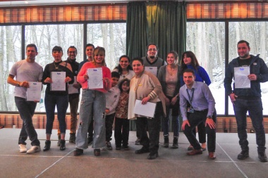 Trabajadores municipales recibieron sus certificados de idioma con acreditación internacional