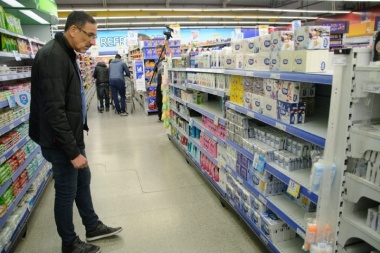 El Municipio recorrió supermercados para supervisar el abastecimiento de mercadería