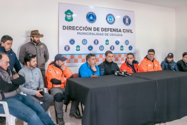 Las fuerzas que conforman la comisión de Auxilio informaron sobre el rescate en cerro Alvear