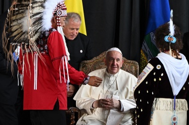 Canadá: el Papa pidió "perdón" a los indígenas por el mal que les causaron los cristianos
