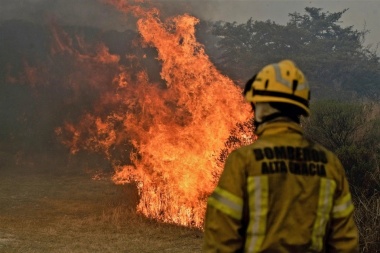 Los incendios ya afectan a 14 provincias
