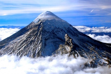 Marcha atrás con la decisión de declarar al volcán Lanín como “sitio sagrado mapuche”