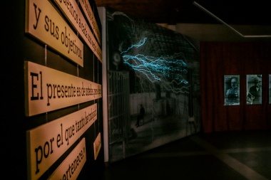 La muestra de Nikola Tesla en el Foyer de la Casa de la Cultura