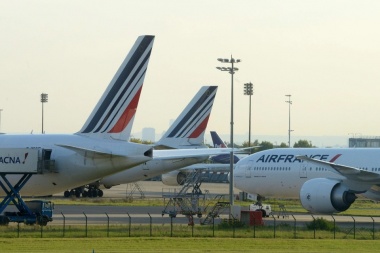 "La misión del siglo": 8000 aviones Jumbo para repartir las vacunas en todo el mundo