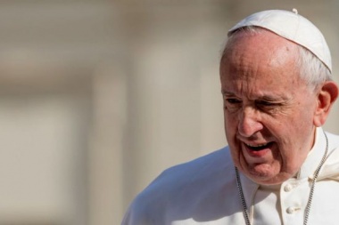 El Papa condenó el desprecio a “los bolitas, los paraguas y los cabecitas negras”