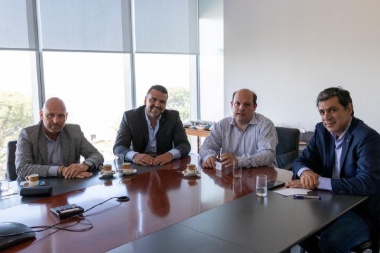 Lietti destacó las gestiones para lograr la continuidad de los vuelos entre Ushuaia y Córdoba