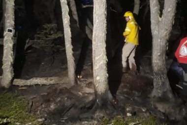 Incendio en la Senda de los Hacheros movilizó a brigadistas de todas las fuerzas