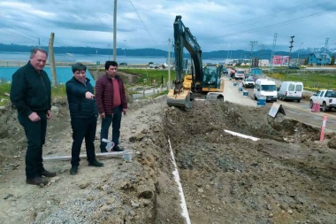 Pino: "Hay que destacar el trabajo que viene haciendo el municipio en una zona donde viven 1800 familias”