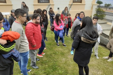Jóvenes de Ushuaia activan el verano desde el CePLA
