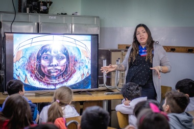 La escuela N°3 recibió a Cultura Municipal y el proyecto "Ushuaia, ciudad de murales"