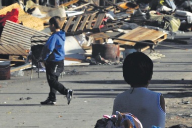 Según la UCA, la pobreza alcanza a casi la mitad de los niños del país