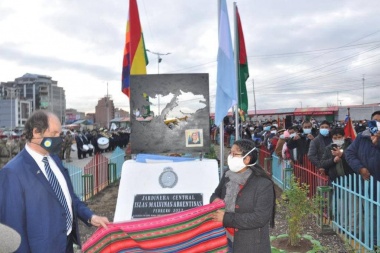 Vuoto agradeció al pueblo boliviano por la plaza “Islas Malvinas Argentinas” inaugurada en El Alto
