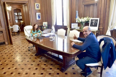 Cristina Kirchner volvió a pedir que se cambien los planes sociales por empleo
