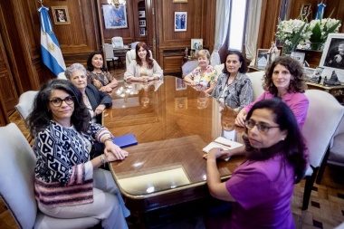 Cristina denunció ante expertas de la OEA que es víctima de una "escalada de violencia"