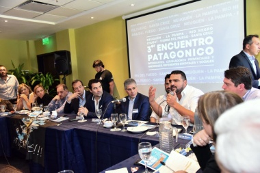 El intendente Vuoto en el encuentro patagónico  abogó por la unidad