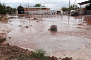Históricas inundaciones en Neuquén: en algunas zonas granizó