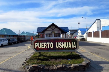 Construirán 500 m2 de veredas frente al puerto local