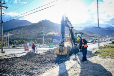 Iniciaron los trabajos para la repavimentación de la rotonda de Andorra