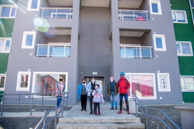 PROCREAR: Una nueva entrega de viviendas hizo realidad el sueño de la casa propia