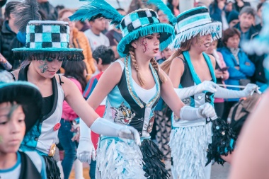 Los Carnavales de Ushuaia colmaron la avenida Maipú