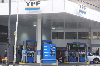 Desde hoy  YPF aumentó las naftas un 10% y se esperan más ajustes en las otras petroleras