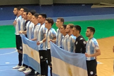 Tomàs Pescio brillò en la Selección Nacional de Futsal