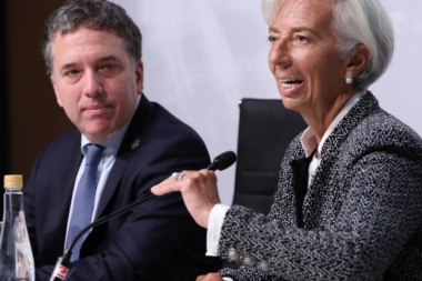 Según Ecolatina, los dólares del FMI no alcanzarán para frenar una devaluación