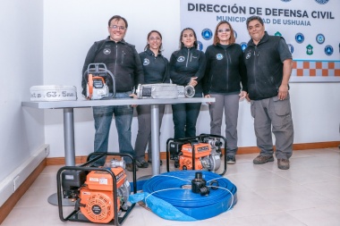 Defensa Civil municipal recibió equipamiento para incendio forestal