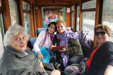Adultos Mayores viajaron en el Tren del Fin del Mundo