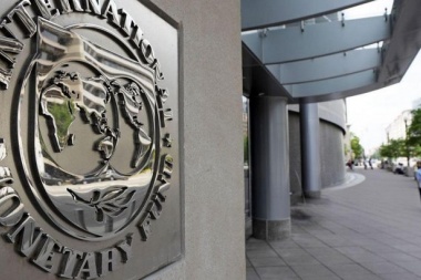 Para ex director ejecutivo del FMI, la gestión económica de Macri fue "calamitosa"