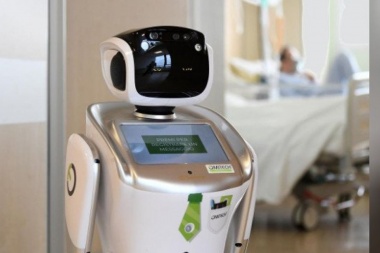 Un enfermero robot ayuda a los médicos italianos