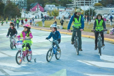 Bicicleteada ‘Pensar Malvinas’: el homenaje que combinó deporte y concientización