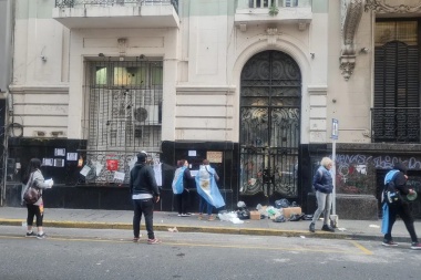 Amenazan a Cristina Kirchner frente al Instituto Patria