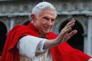 Al fin se supo el "motivo central" de la renuncia del papa Benedicto XVI